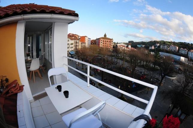 Apartamentos Urdaibai 5 بيرميو المظهر الخارجي الصورة